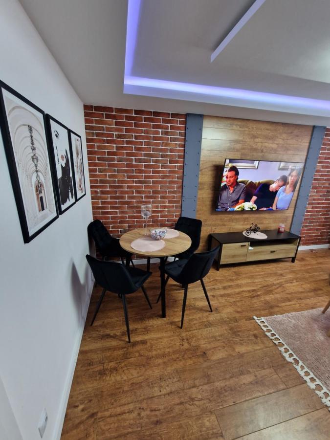 Sadecka Ostoja Apartment